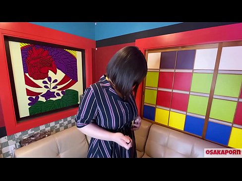 ❤️ Kuti Japonè ak gwo tit masturbe ak jwèt sèks epi li gen yon orgasm. Li pale nan yon entèvyou sou eksperyans mèrdik li. Tèt gwo ak chat pwale plen jemi byen fò. Osakaporn Slope nan nou % ht.porngifmag-com.ru%